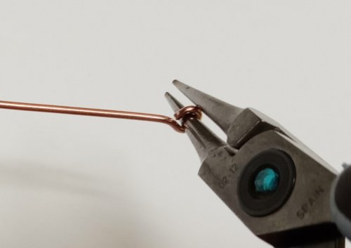 Judy Larson's Making Simple Eyepins - , Findings & Components, Toggles & Clasps, Earwire & Headpin, Loops, Wire Loop, Wrapped Wire Loop, Shift the pliers again to close the loop.    